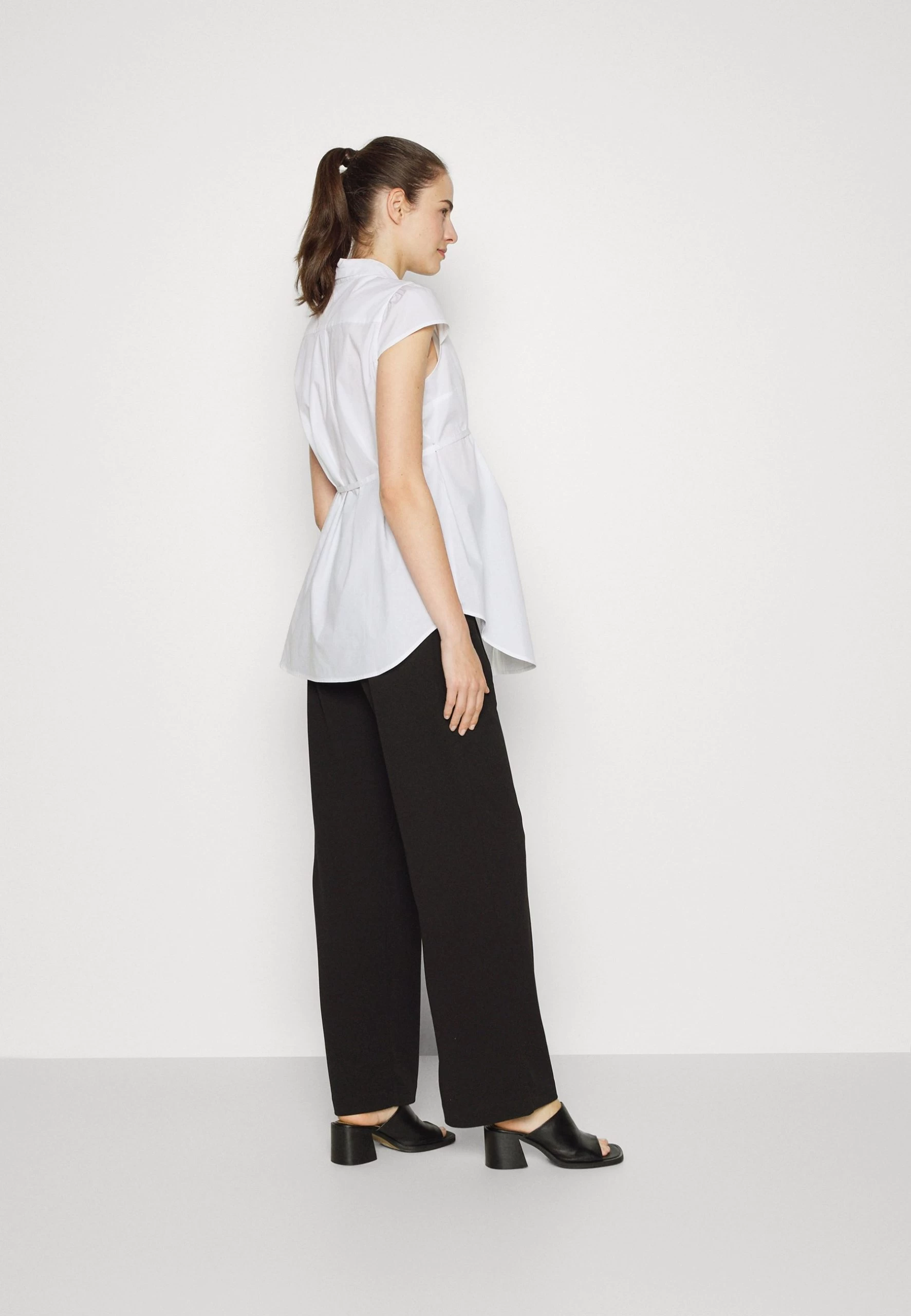 CamiciaWhite Donna Camicie E Bluse EX429H00Q-A11 3 CamiciaWhite Donna Camicie E Bluse EX429H00Q-A11 - immagine 3