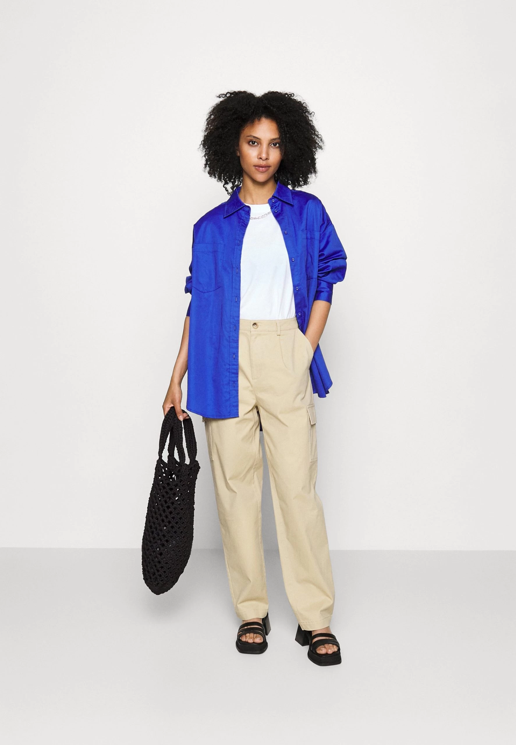 Cargo Trousers PantaloniBeige Donna Pantaloni ANI21A00Y-B11 2 Cargo Trousers PantaloniBeige Donna Pantaloni ANI21A00Y-B11 - immagine 2