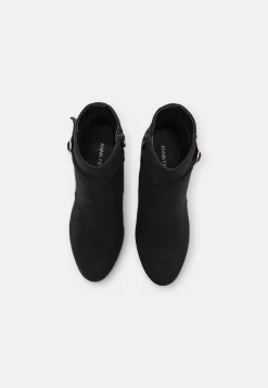 TronchettiBlack Donna Stivali ANJ11N01N-Q11 11 TronchettiBlack Donna Stivali ANJ11N01N-Q11 -Anna Field 28ab04dbd12d44b2bc048bf71b69ad84 scaled