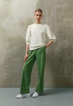 Anna Field -Anna Field 2987264b5f16404698b3f991a886367a scaled