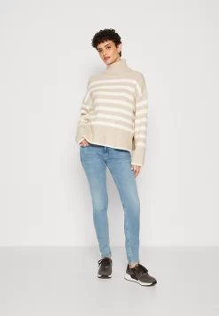 Anna Field MaglioneBeige/White Donna Maglieria AN621I0J3-B11 12 Anna Field MaglioneBeige/White Donna Maglieria AN621I0J3-B11 -Anna Field 2f52c9203b99483f9583902e5e594b55 scaled