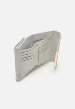 Anna Field PortafoglioWhite Donna Portafogli E Portachiavi AN651F038-A11 8 Anna Field PortafoglioWhite Donna Portafogli E Portachiavi AN651F038-A11 -Anna Field 34f22a0d1c804108963e6023bd05de77 scaled