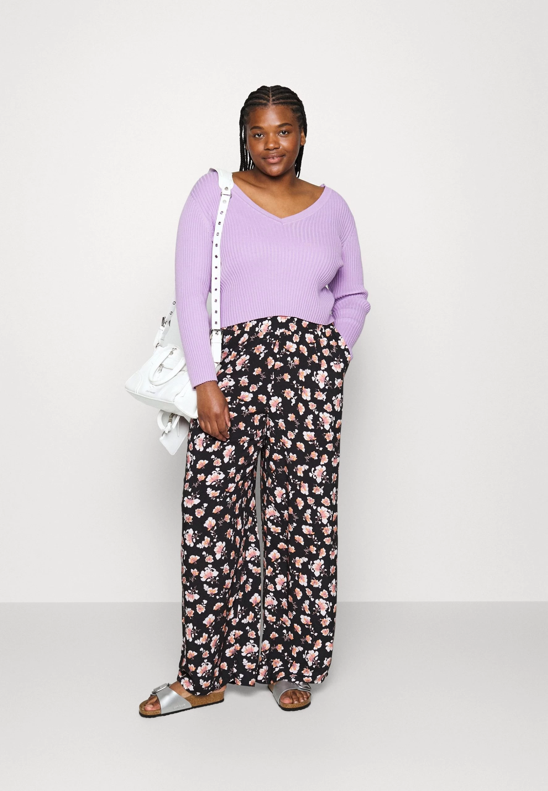 PantaloniBlack/Multi-Coloured Donna Pantaloni AX821A016-Q12 2 PantaloniBlack/Multi-Coloured Donna Pantaloni AX821A016-Q12 - immagine 2