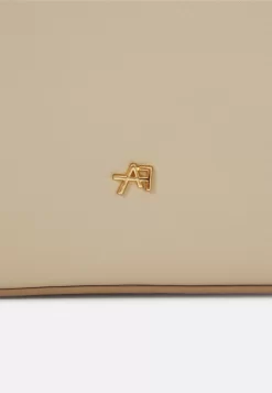 Anna Field SetBorsa A TracollaBeige Donna Borse AN651H138-B11 18 Anna Field SetBorsa A TracollaBeige Donna Borse AN651H138-B11 -Anna Field 51d86d62a313424a989318c87e61f848 scaled