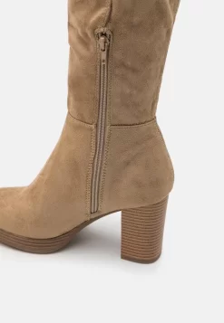 Stivali Con I TacchiBeige Donna Stivali ANJ11A03R-B11 9 Stivali Con I TacchiBeige Donna Stivali ANJ11A03R-B11 -Anna Field 555aec4624384066870a17b40e43a4db scaled