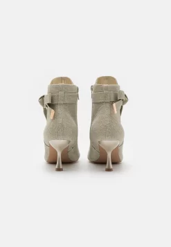 Anna Field TronchettiGold Donna Stivaletti AN611N0PZ-F11 7 Anna Field TronchettiGold Donna Stivaletti AN611N0PZ-F11 -Anna Field 5632e2be4bcc45f0b68d63c878c4bf6f scaled