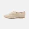 Anna Field Leather StringateOff White Donna Scarpe Piatte AN611E0C8-A11