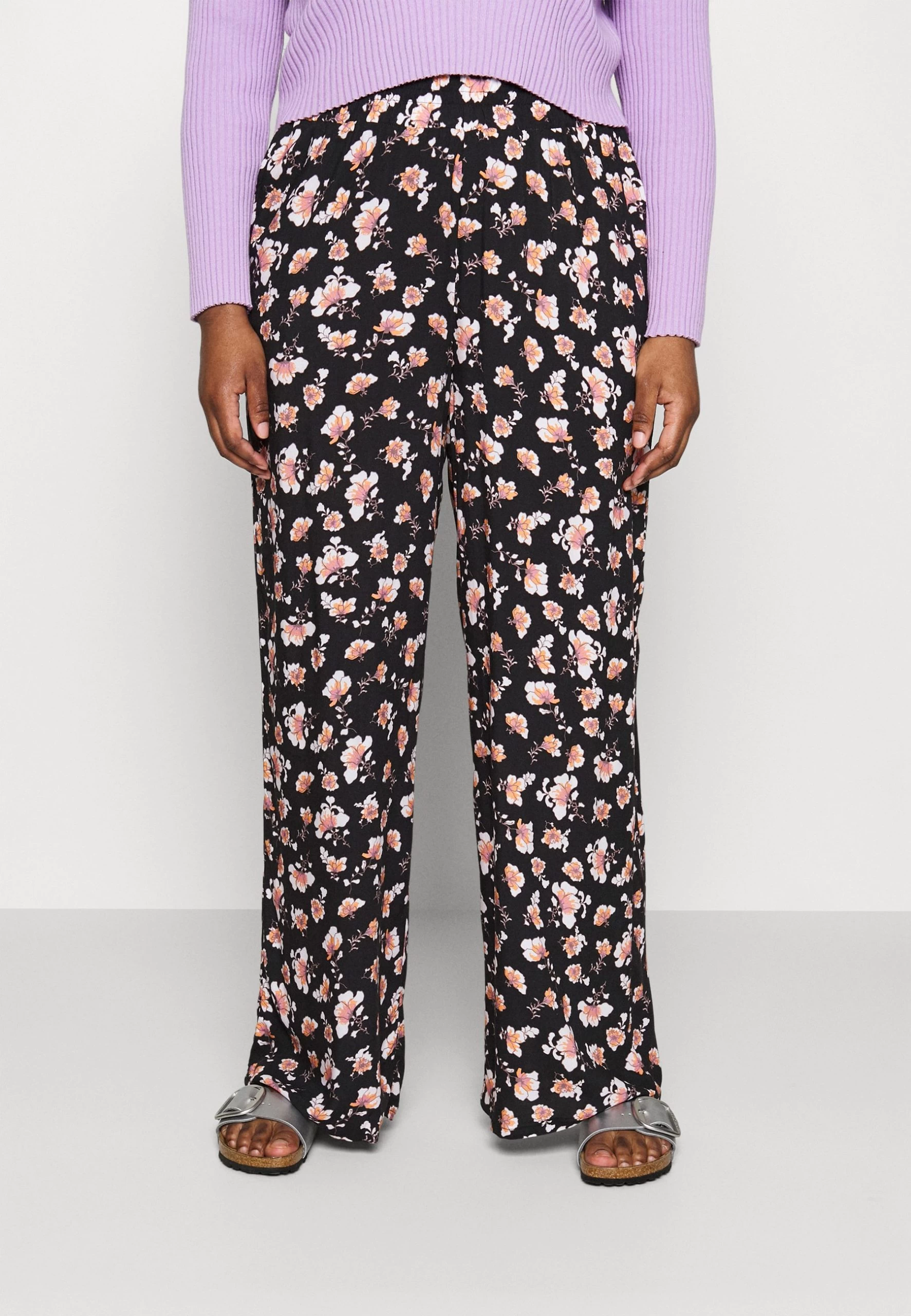 PantaloniBlack/Multi-Coloured Donna Pantaloni AX821A016-Q12 1 PantaloniBlack/Multi-Coloured Donna Pantaloni AX821A016-Q12