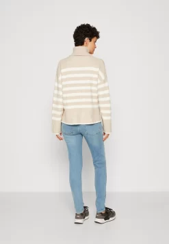 Anna Field MaglioneBeige/White Donna Maglieria AN621I0J3-B11 11 Anna Field MaglioneBeige/White Donna Maglieria AN621I0J3-B11 -Anna Field cd5e92e905f5408084eeb0f8ce751895 scaled