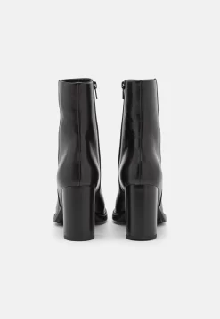 Anna Field LeatherStivaletti Con TaccoBlack Donna Stivali AN611N0PL-Q11 -Anna Field e4e580ceaed94b2f9ec9eccd02413a8d scaled